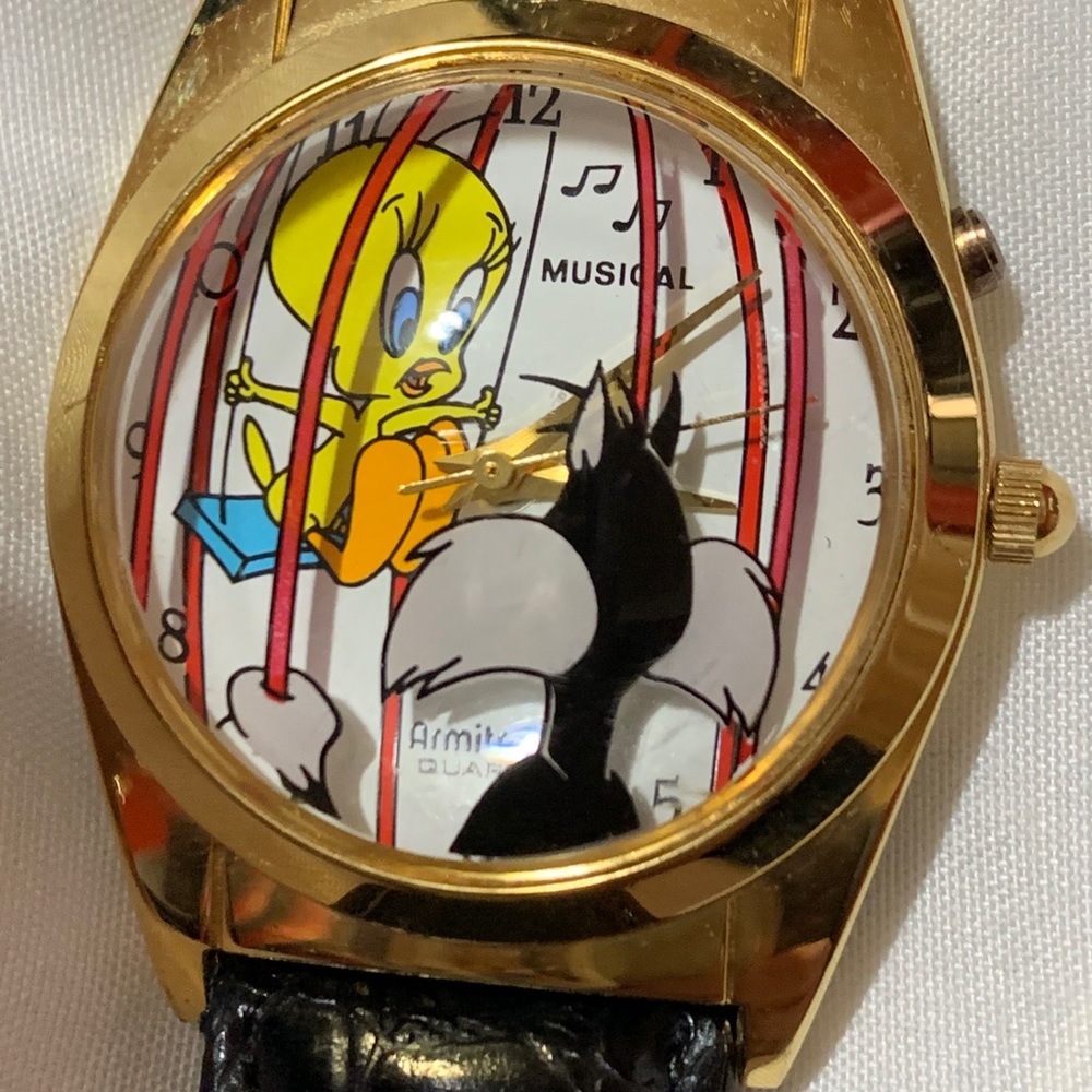 Musical ArmitronforWarnerBrothersSilvestreand Tweety watch